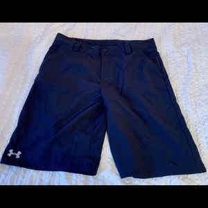 Under Armour boys XL shorts